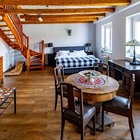 Apartmany Gulliver Mikulov Extérieur photo