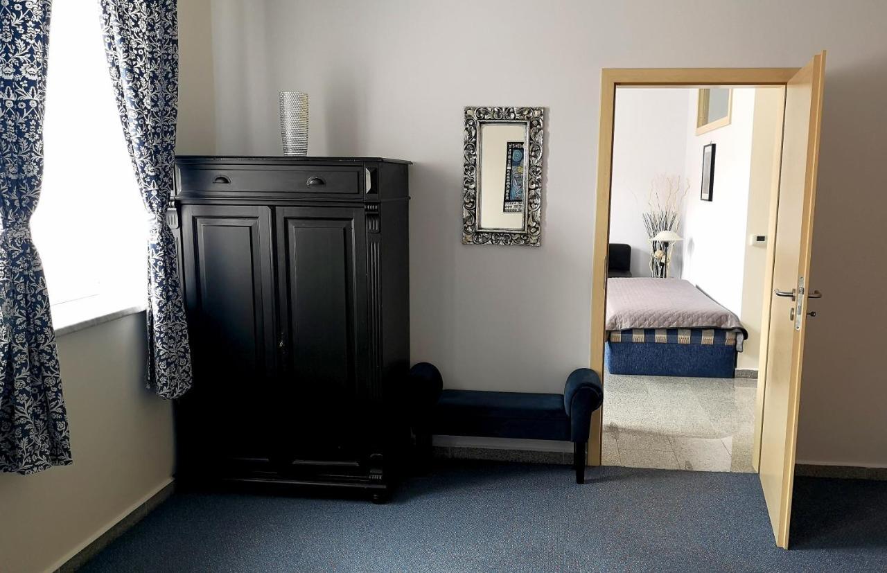 Apartmany Gulliver Mikulov Extérieur photo