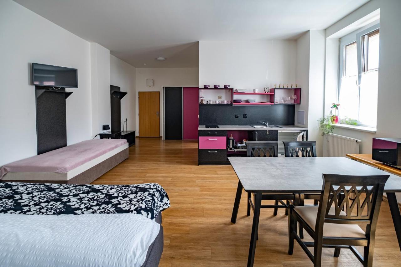 Apartmany Gulliver Mikulov Extérieur photo