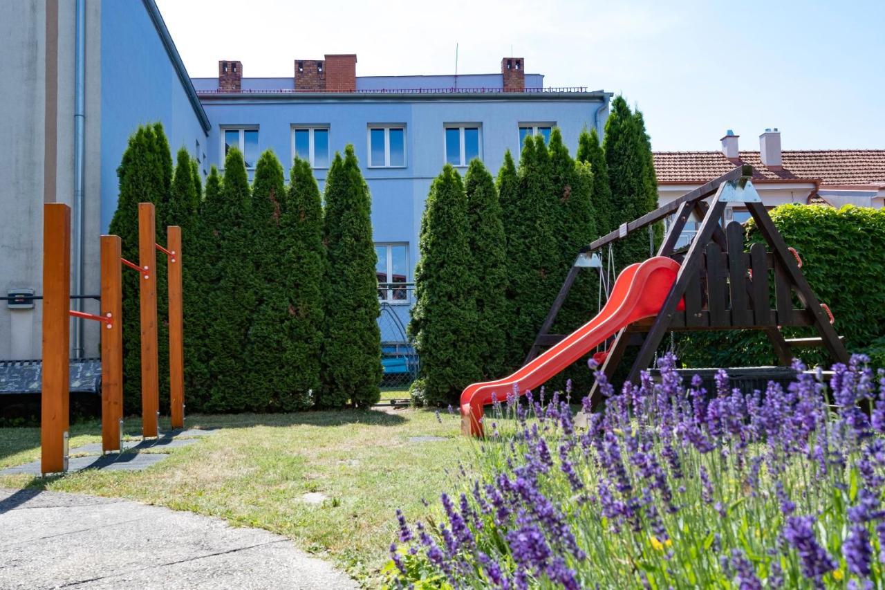 Apartmany Gulliver Mikulov Extérieur photo