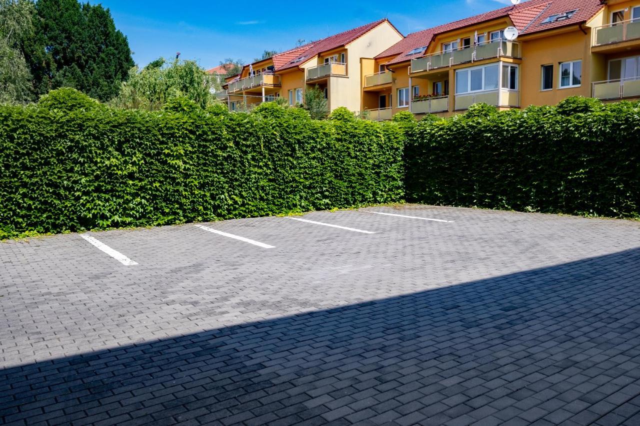 Apartmany Gulliver Mikulov Extérieur photo