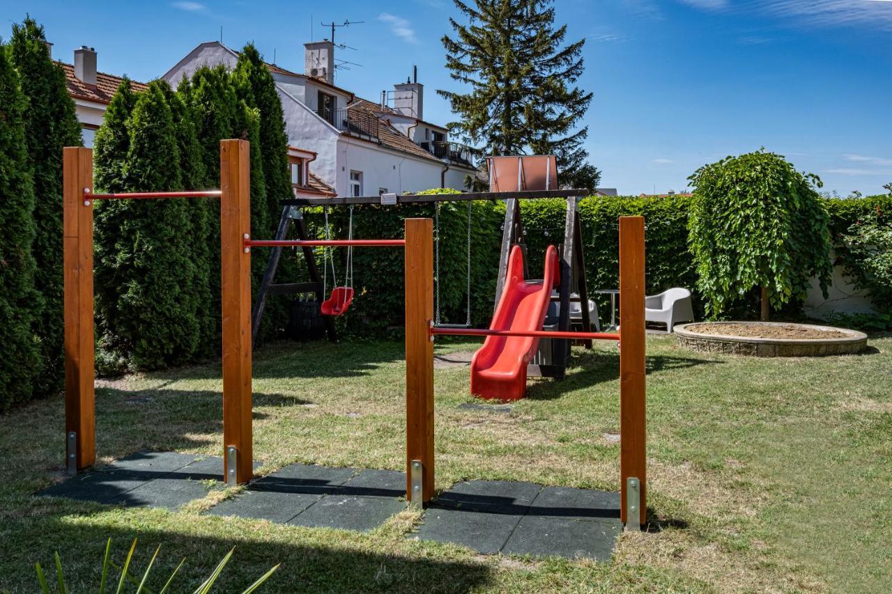 Apartmany Gulliver Mikulov Extérieur photo