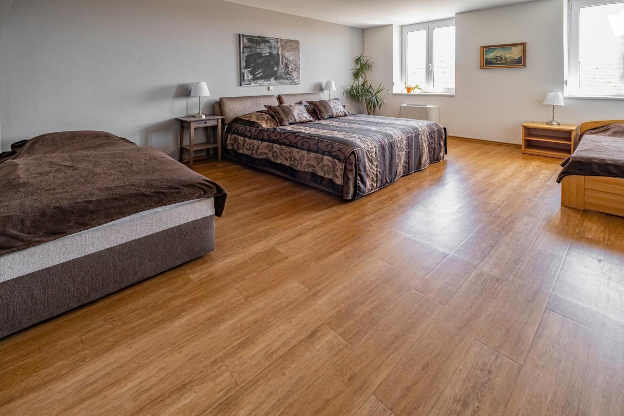 Apartmany Gulliver Mikulov Extérieur photo