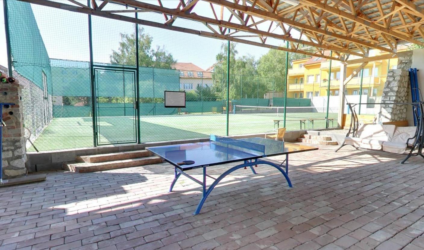 Apartmany Gulliver Mikulov Extérieur photo